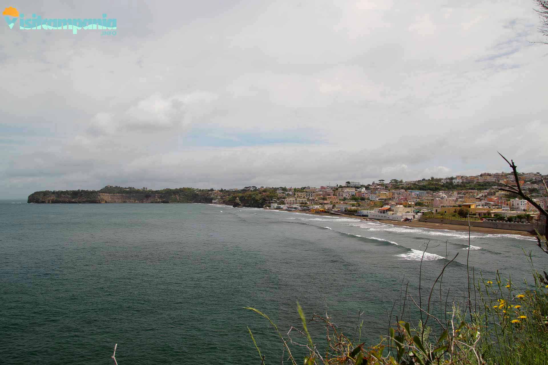 Procida, la playa de Ciraccio