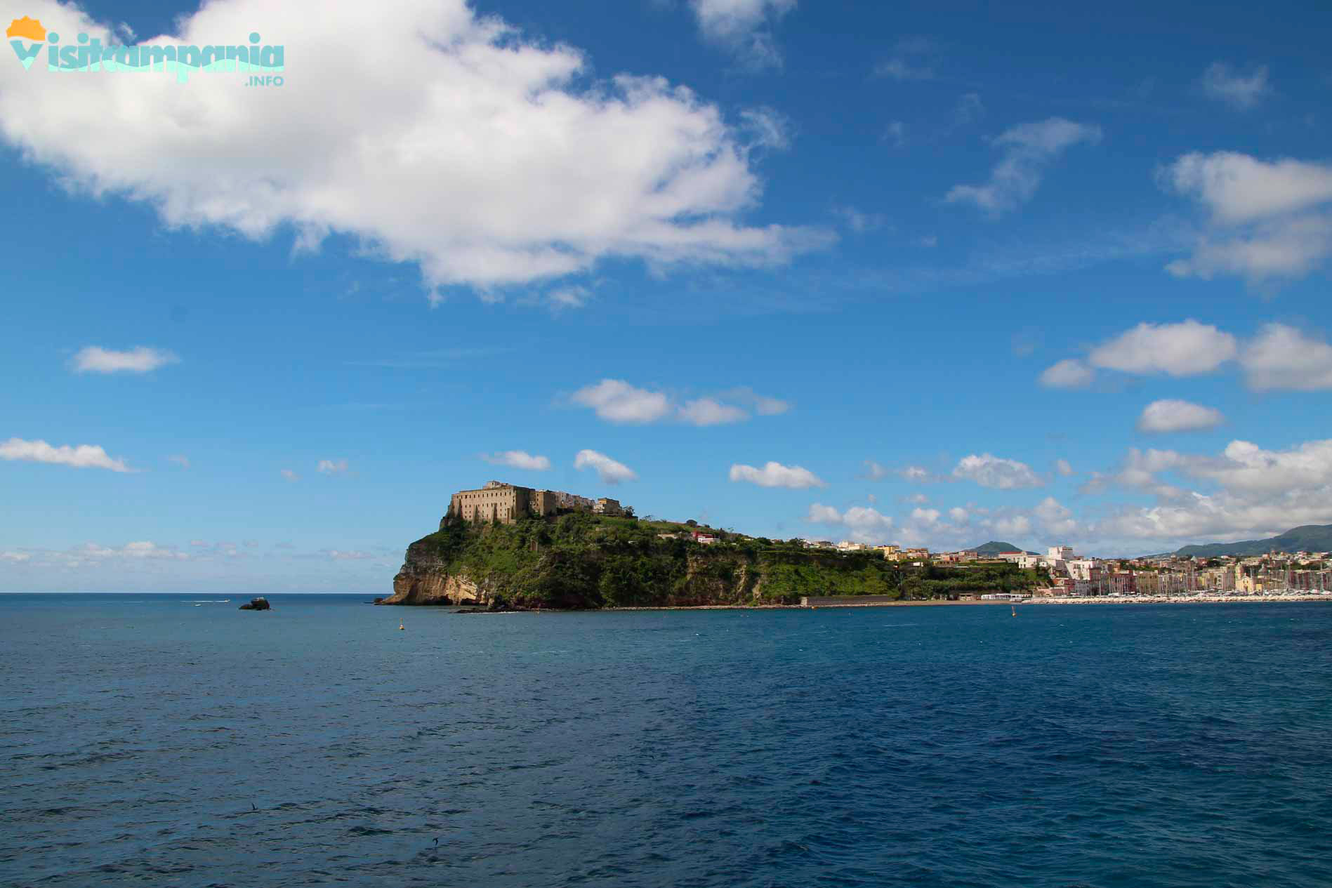 Procida, la playa de la Lengua