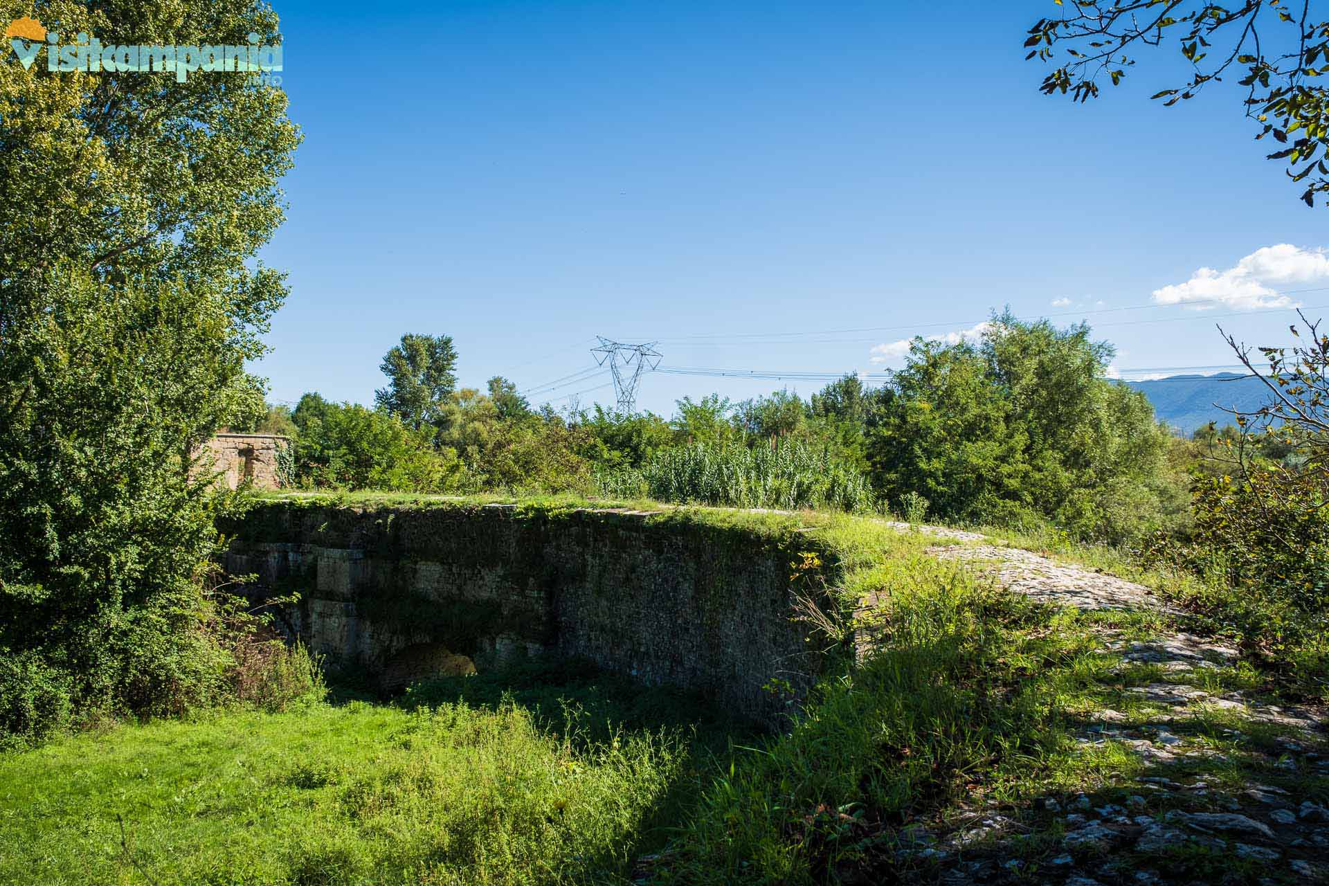 The Charles III Bridge of the Carolino Aqueduct