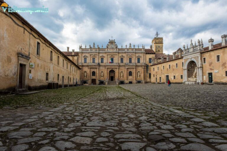 certosa di san lorenzo 03 768x512