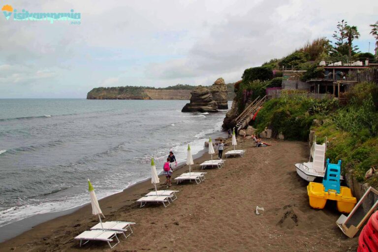 PROCIDA SPIAGGIA CHIAIOLELLA 01 768x512