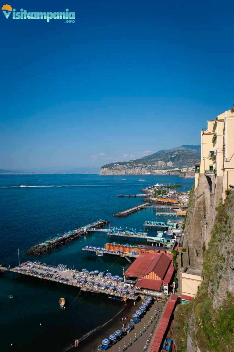 sorrento spiaggia marina piccola 06 768x1152